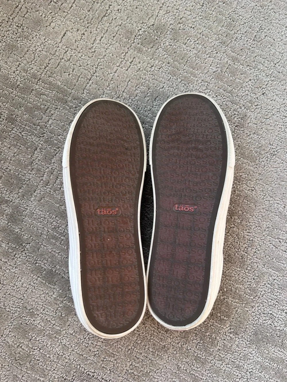 Taos Footwear All-White Leather Sneakers - Picture 6 of 9